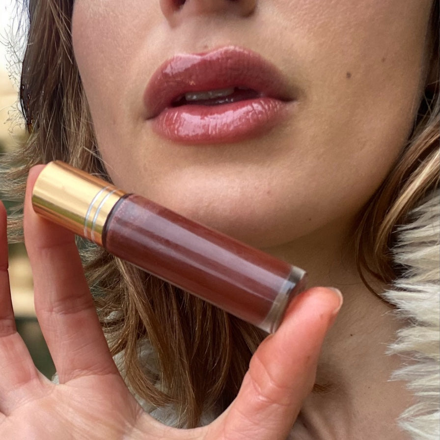 Lip Gloss atenea(tono marrón)