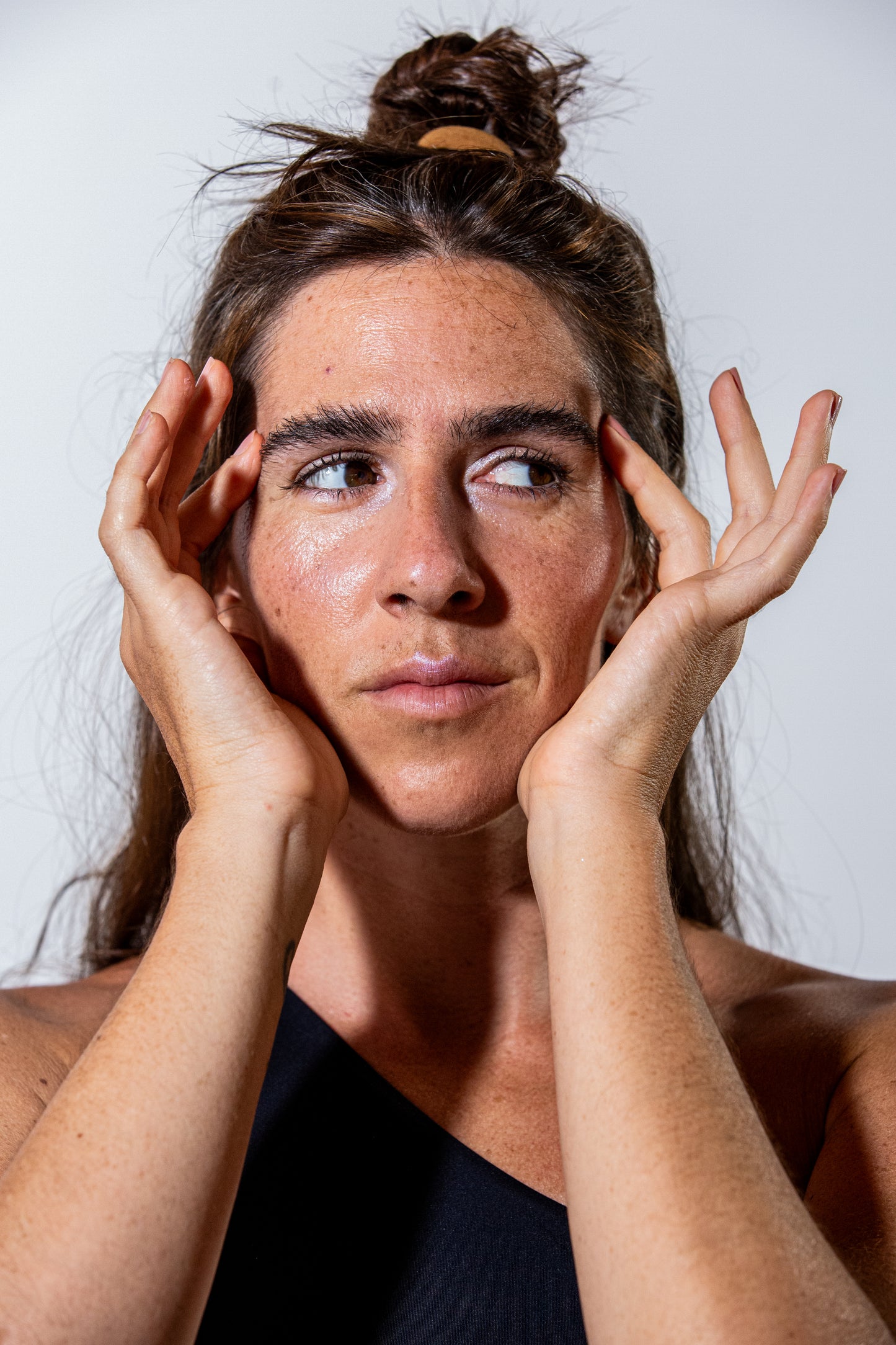 Mascara de pestañas transparente nutritiva