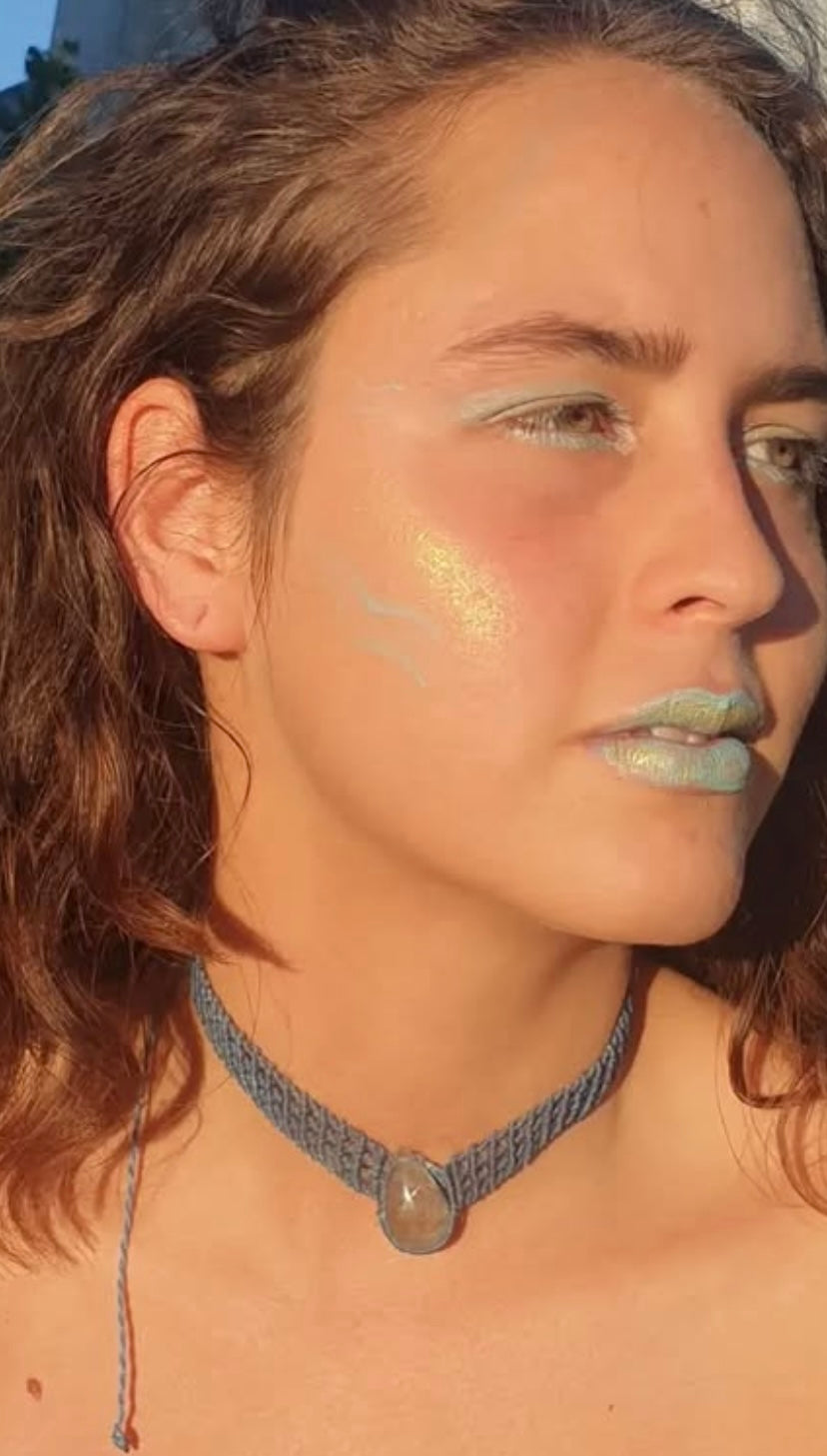 Iluminador facial GOLDEN